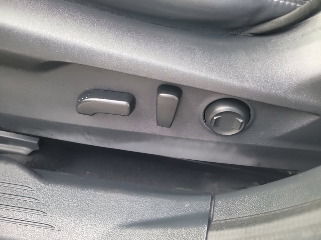 Used 2020 Subaru Outback Limited AWD/4WD image 19