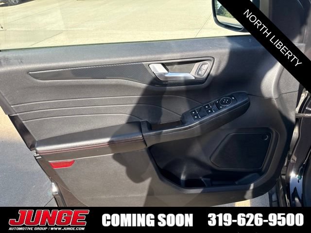 Certified 2023 Ford Escape ST-Line w/ Tech Pack #1 AWD/4WD image 5
