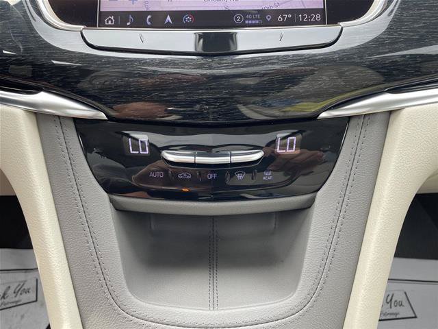 Used 2022 Cadillac XT6 Premium Luxury w/ Technology Package AWD/4WD image 32