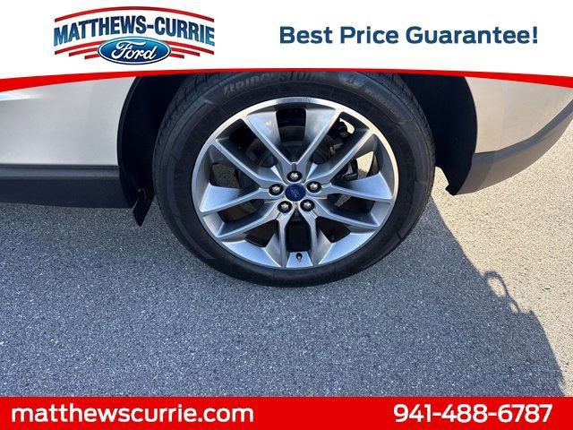 Certified 2018 Ford Edge Titanium w/ Equipment Group 301A image 15