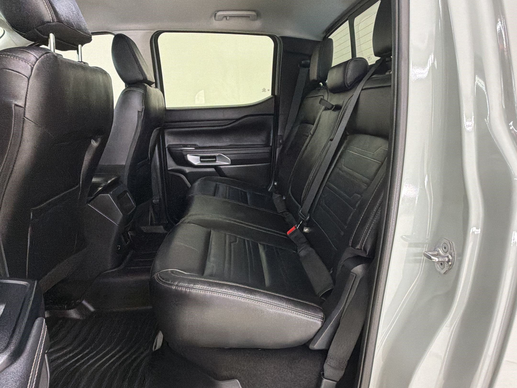 Certified 2024 Ford Ranger Lariat RWD image 23