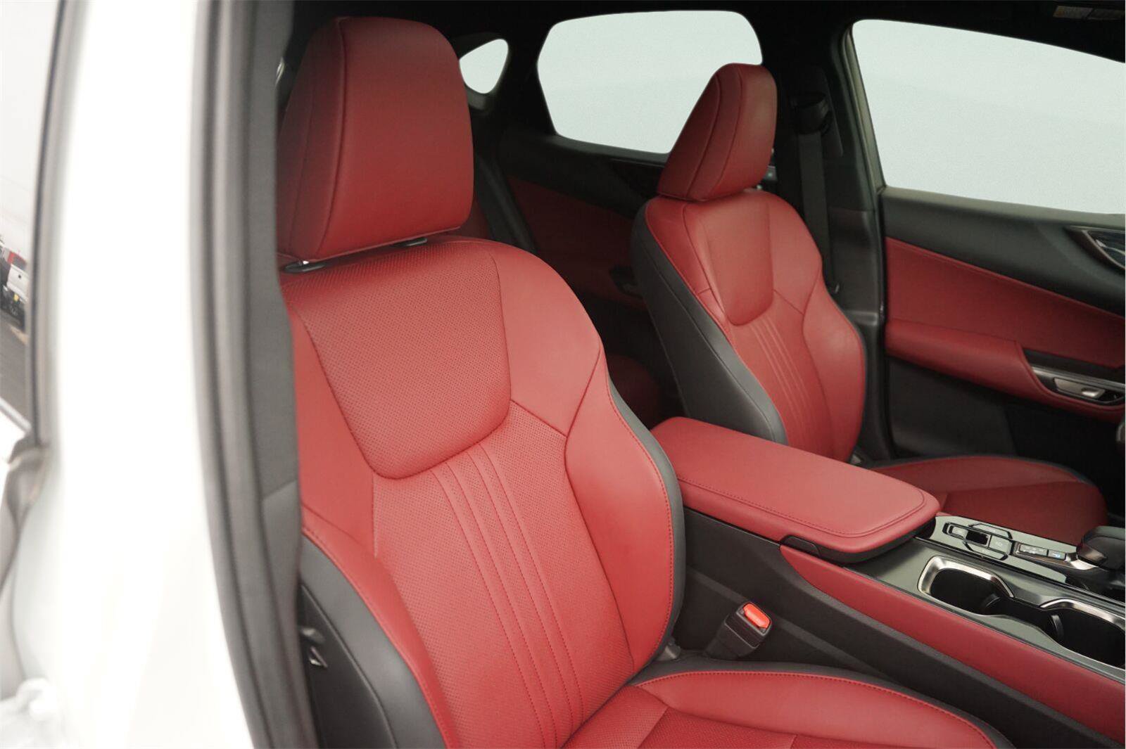 Used 2025 Lexus NX 250 FWD w/ Accessory Package (2T) image 20