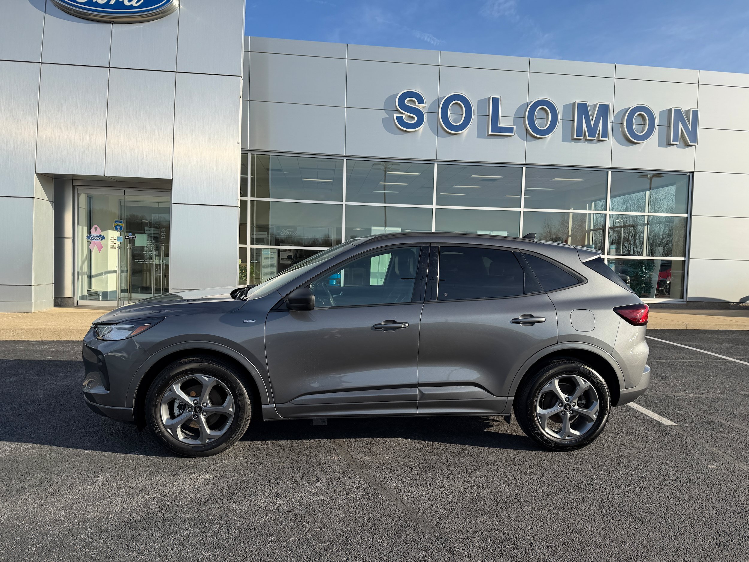 Certified 2023 Ford Escape ST-Line w/ Tech Pack #1 AWD/4WD image 8