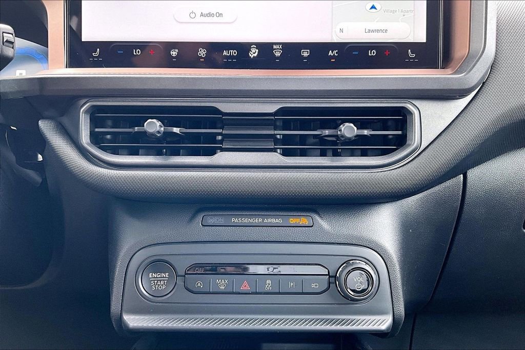 Certified 2025 Ford Bronco Sport Outer Banks w/ Outer Banks Tech Package+ AWD/4WD image 31