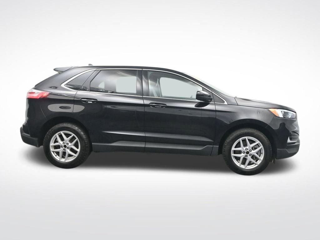 Certified 2024 Ford Edge SEL AWD/4WD image 4