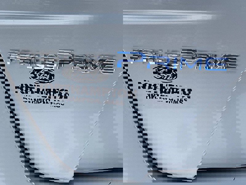 Used 2022 Toyota Prius Prime Limited image 14