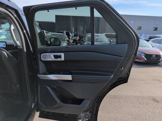Certified 2023 Ford Explorer Limited w/ Equipment Group 301A AWD/4WD image 16