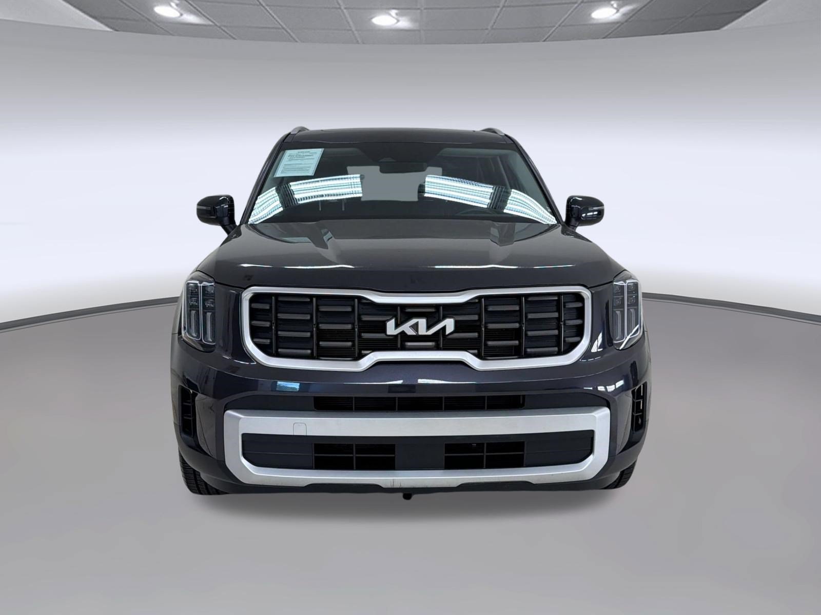 Used 2025 Kia Telluride S FWD image 6