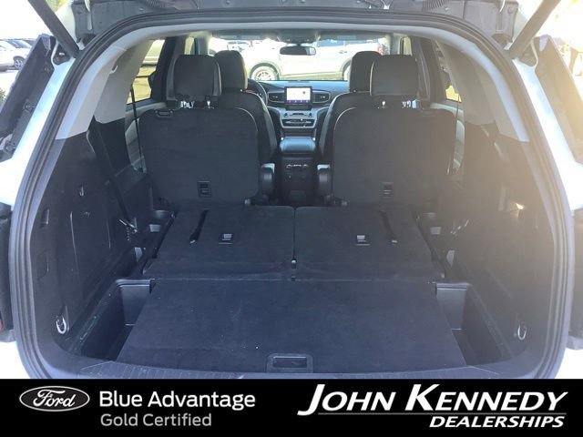 Certified 2023 Ford Explorer XLT w/ Equipment Group 202A image 17