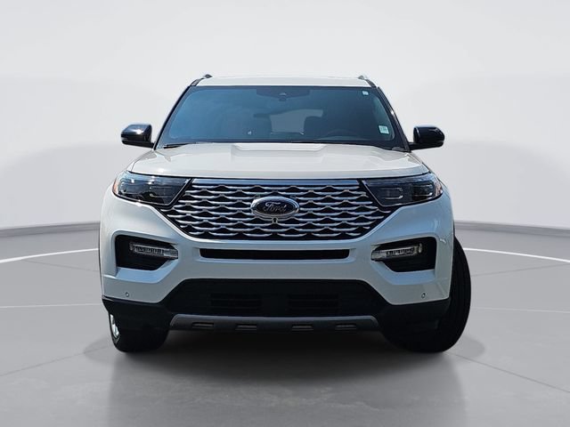 Certified 2023 Ford Explorer Platinum w/ Technology Package AWD/4WD image 8