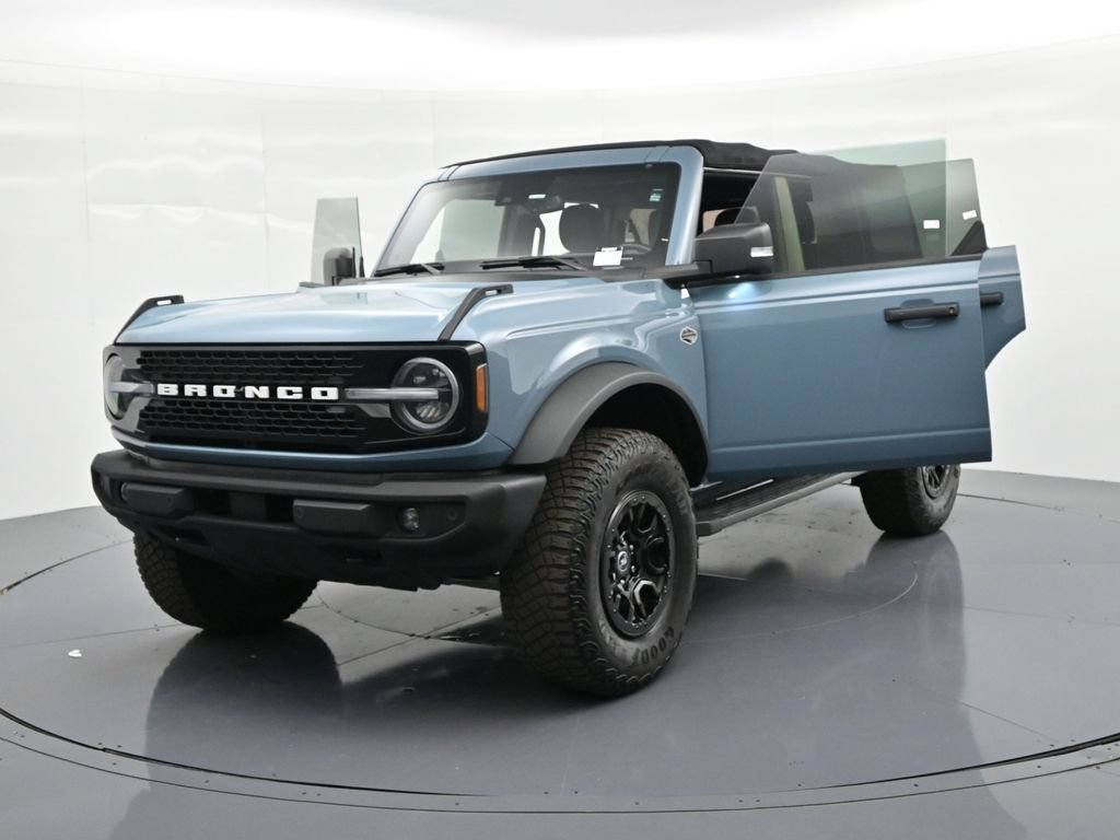 Certified 2022 Ford Bronco Wildtrak AWD/4WD image 36