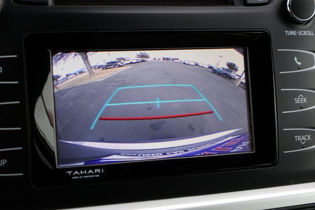 Used 2019 Toyota Highlander LE image 5