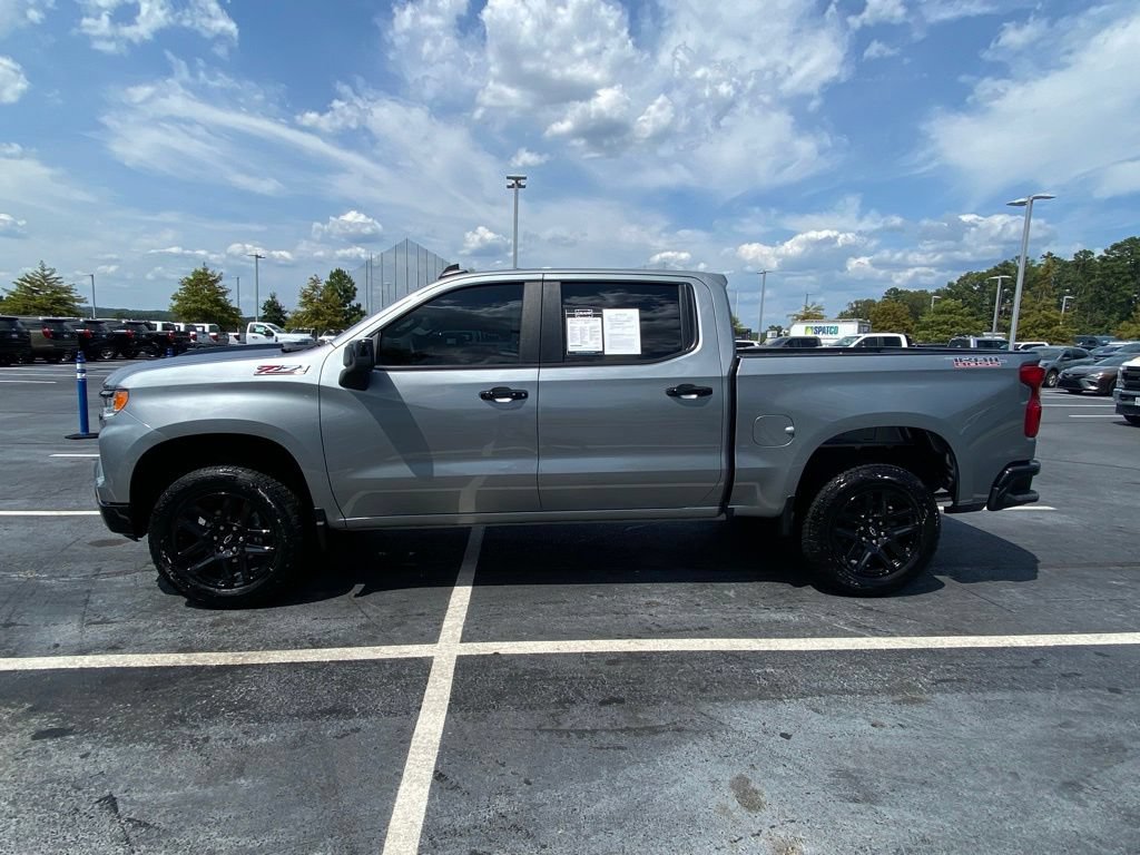 Used 2025 Chevrolet Silverado 1500 LT Trail Boss w/ Convenience Package II AWD/4WD image 4
