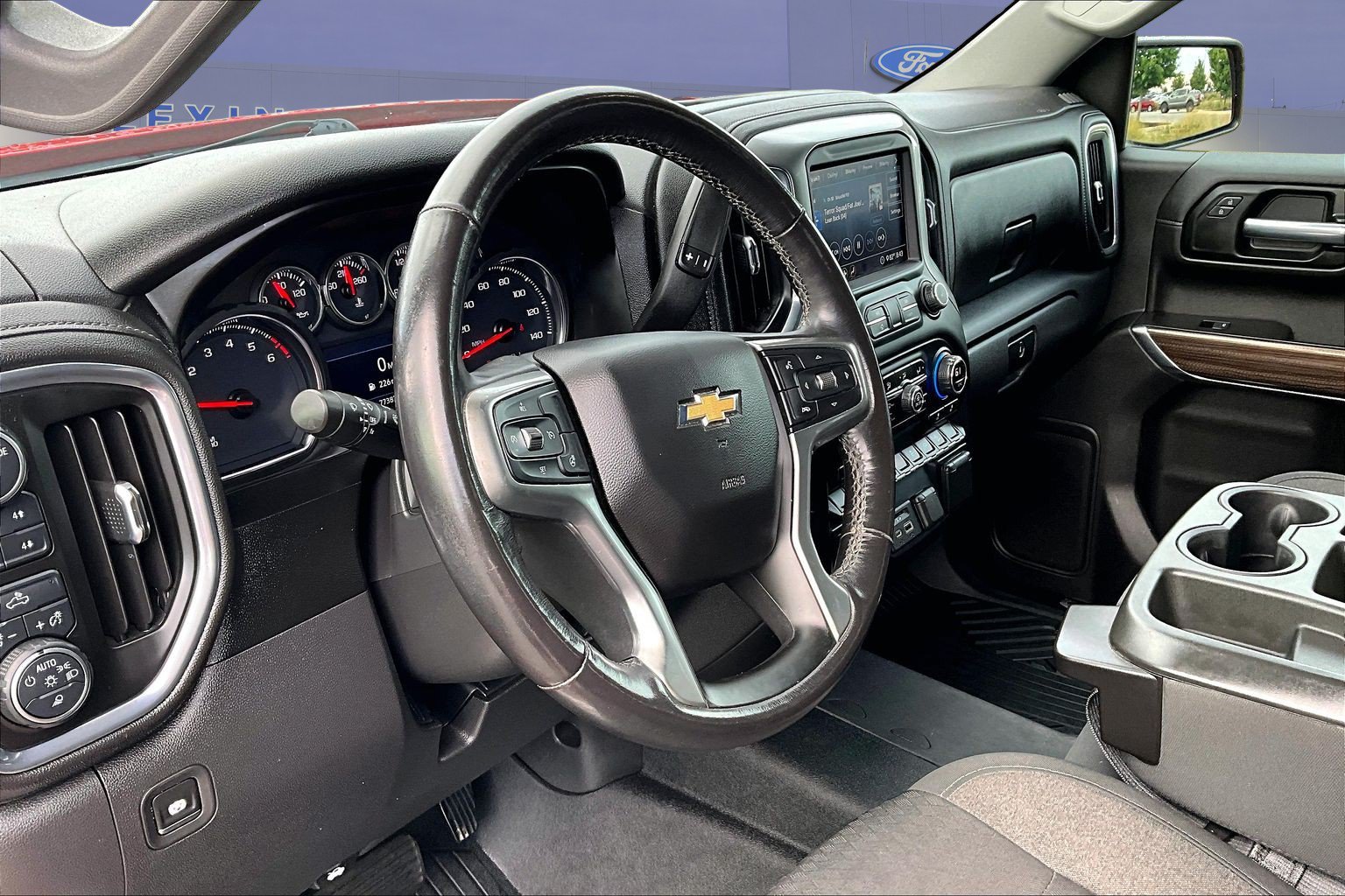Used 2020 Chevrolet Silverado 1500 LT w/ All-Star Edition AWD/4WD image 18