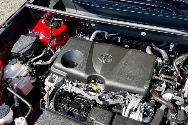Used 2020 Toyota RAV4 XLE w/ Convenience Package FWD image 34