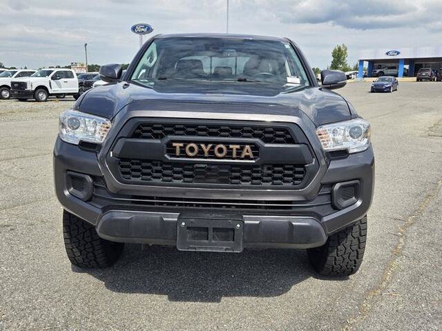 Used 2023 Toyota Tacoma 4x4 Double Cab w/ Trail Edition image 2