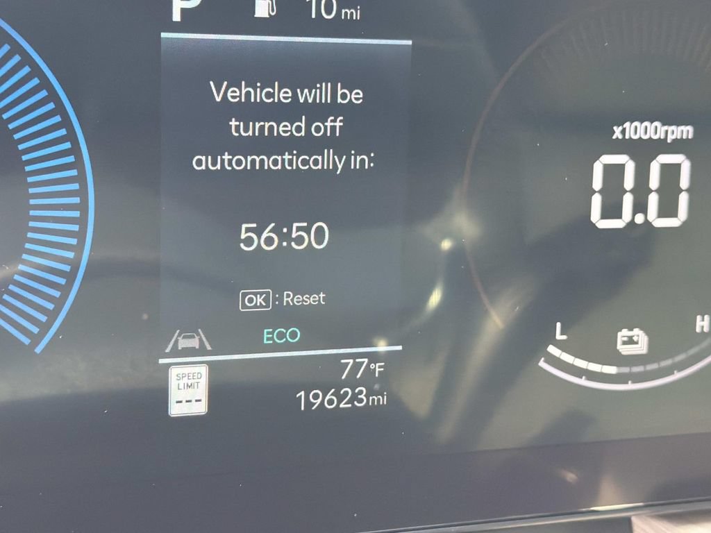 Used 2025 Hyundai Sonata SEL FWD image 25