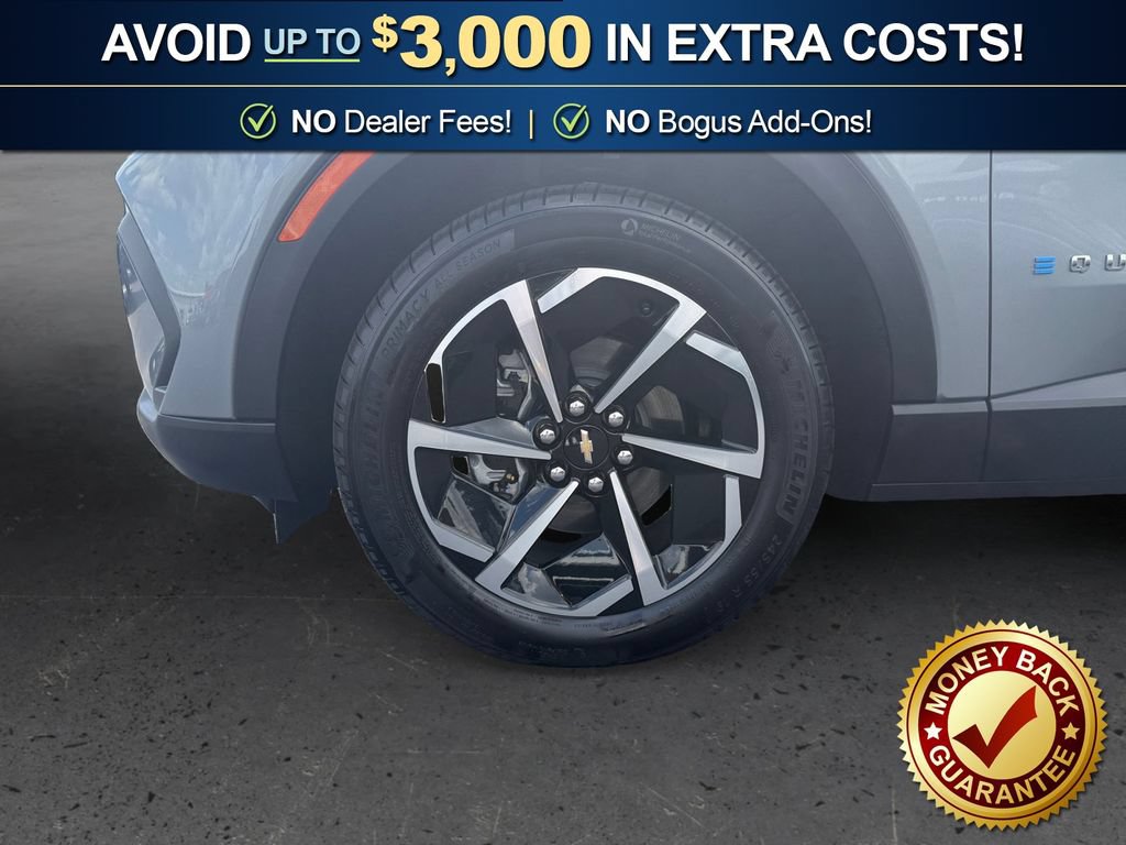 Used 2026 Chevrolet Equinox EV LT AWD/4WD image 13