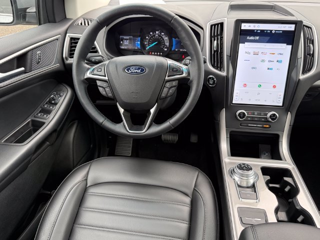 Certified 2024 Ford Edge SEL w/ Convenience Package AWD/4WD image 8