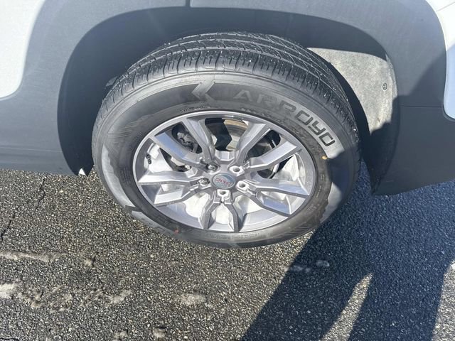 Used 2024 GMC Terrain SLT image 14