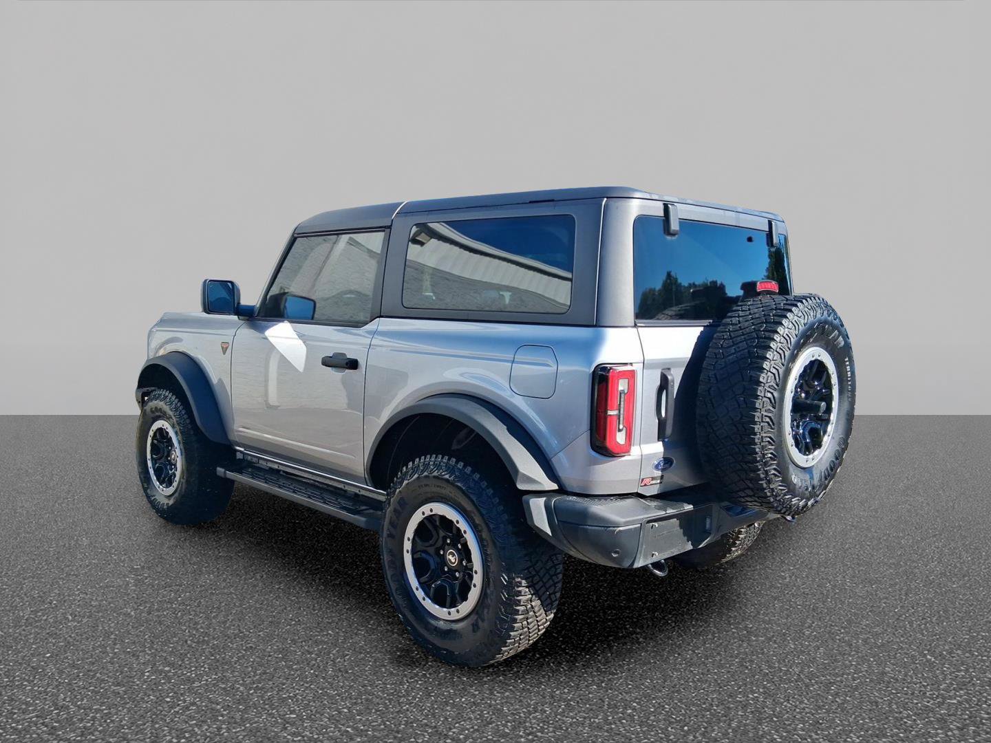 Certified 2024 Ford Bronco Badlands w/ Sasquatch Package AWD/4WD image 6