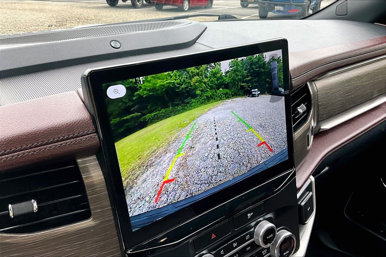 Certified 2022 Ford Expedition Limited AWD/4WD image 23
