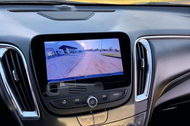 Used 2024 Chevrolet Malibu LT image 25