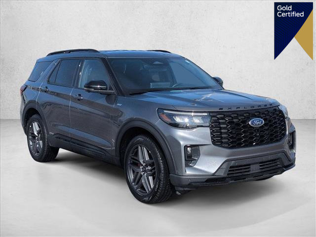 Certified 2025 Ford Explorer ST-Line w/ ST-Line Street Pack image 1