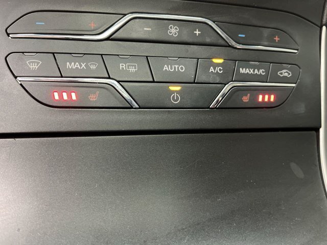 Certified 2020 Ford Edge SEL w/ Convenience Package AWD/4WD image 28