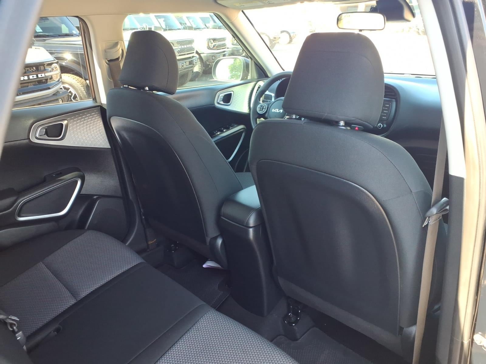 Used 2022 Kia Soul LX w/ Technology Package FWD image 13