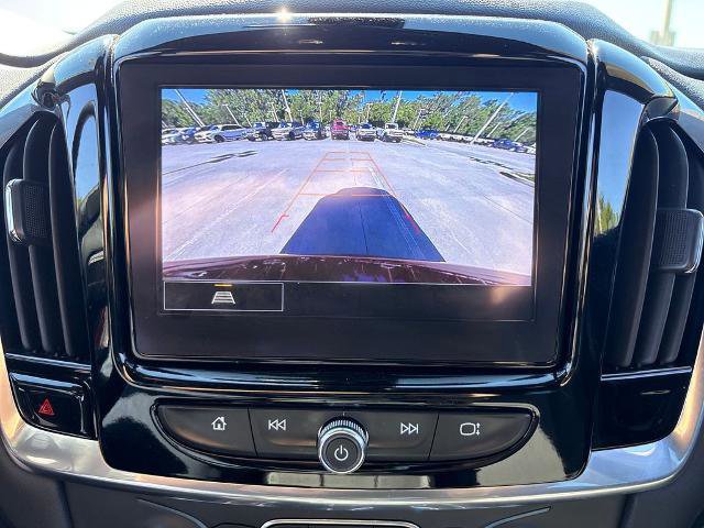 Used 2023 Chevrolet Traverse LT image 24