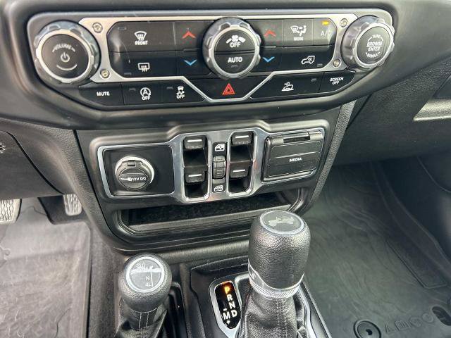 Used 2023 Jeep Wrangler Unlimited Sport AWD/4WD image 29