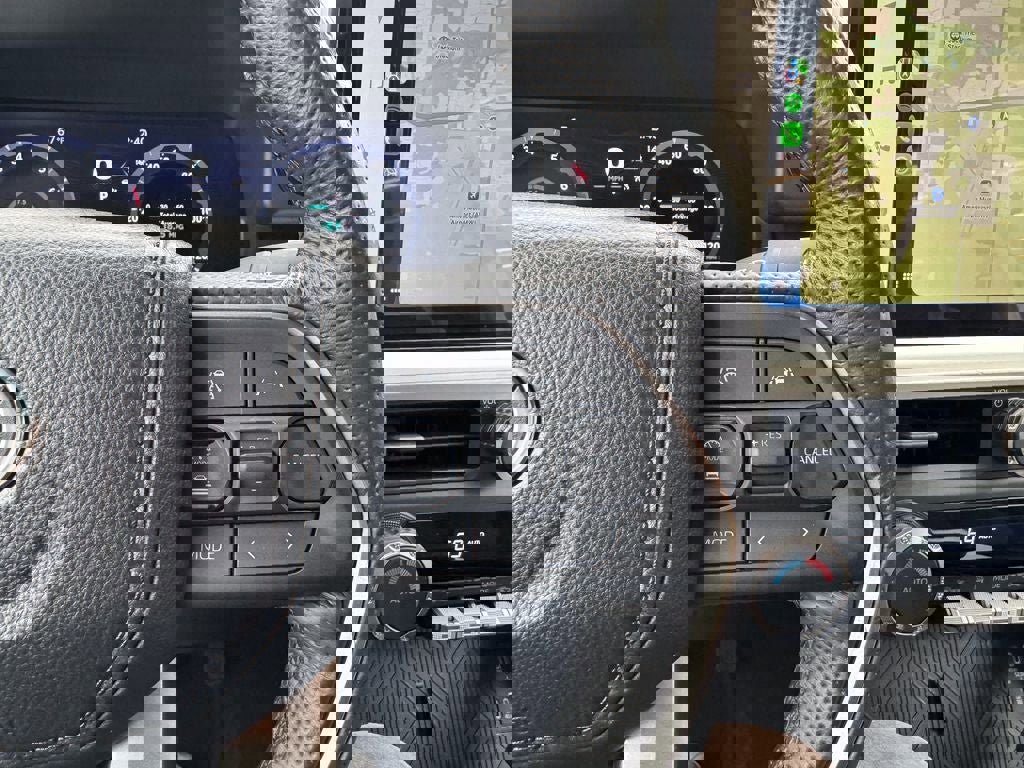 Used 2024 Toyota Tacoma TRD Off-Road AWD/4WD image 30