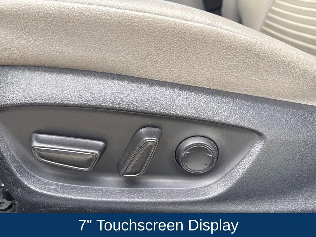 Used 2022 Toyota Camry SE image 11