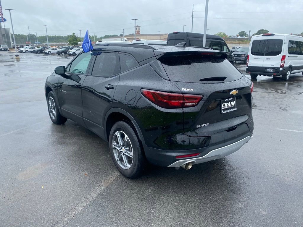 Used 2024 Chevrolet Blazer LT w/ Convenience Package FWD image 5