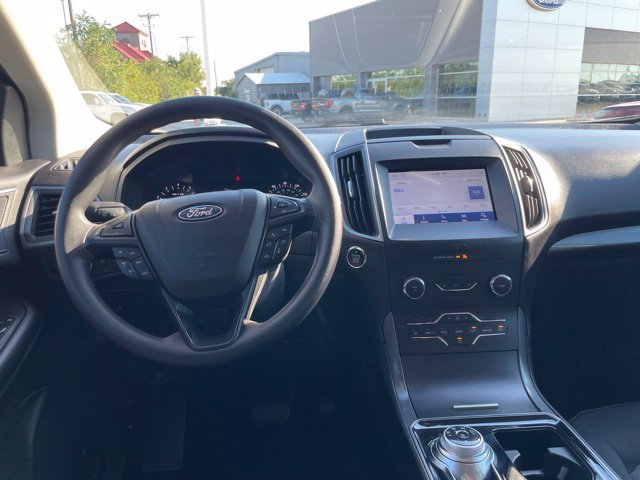 Certified 2020 Ford Edge SE FWD image 12