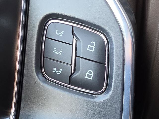 Certified 2025 Ford F150 King Ranch AWD/4WD image 12