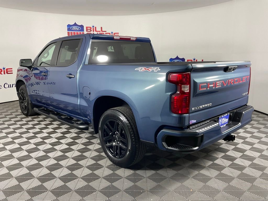 Used 2024 Chevrolet Silverado 1500 Custom image 3