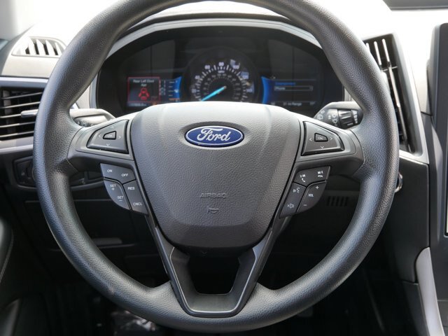 Certified 2023 Ford Edge SE w/ Black Appearance Package AWD/4WD image 17