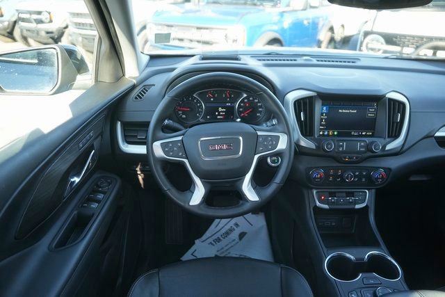 Used 2023 GMC Terrain SLT w/ Tech Package image 22