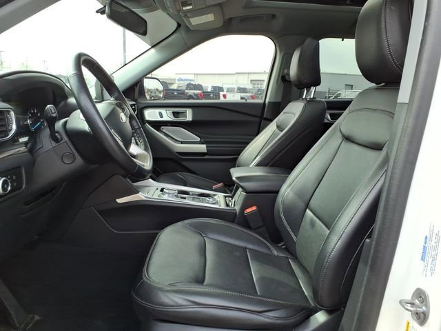 Certified 2023 Ford Explorer Limited w/ Limited Technology Package image 15