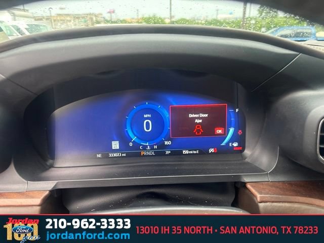 Certified 2022 Ford Explorer King Ranch w/ Class IV Trailer Tow Package RWD image 25
