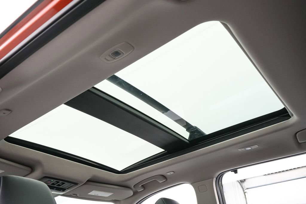 Used 2023 Nissan Rogue Platinum w/ Platinum Premium Package image 21