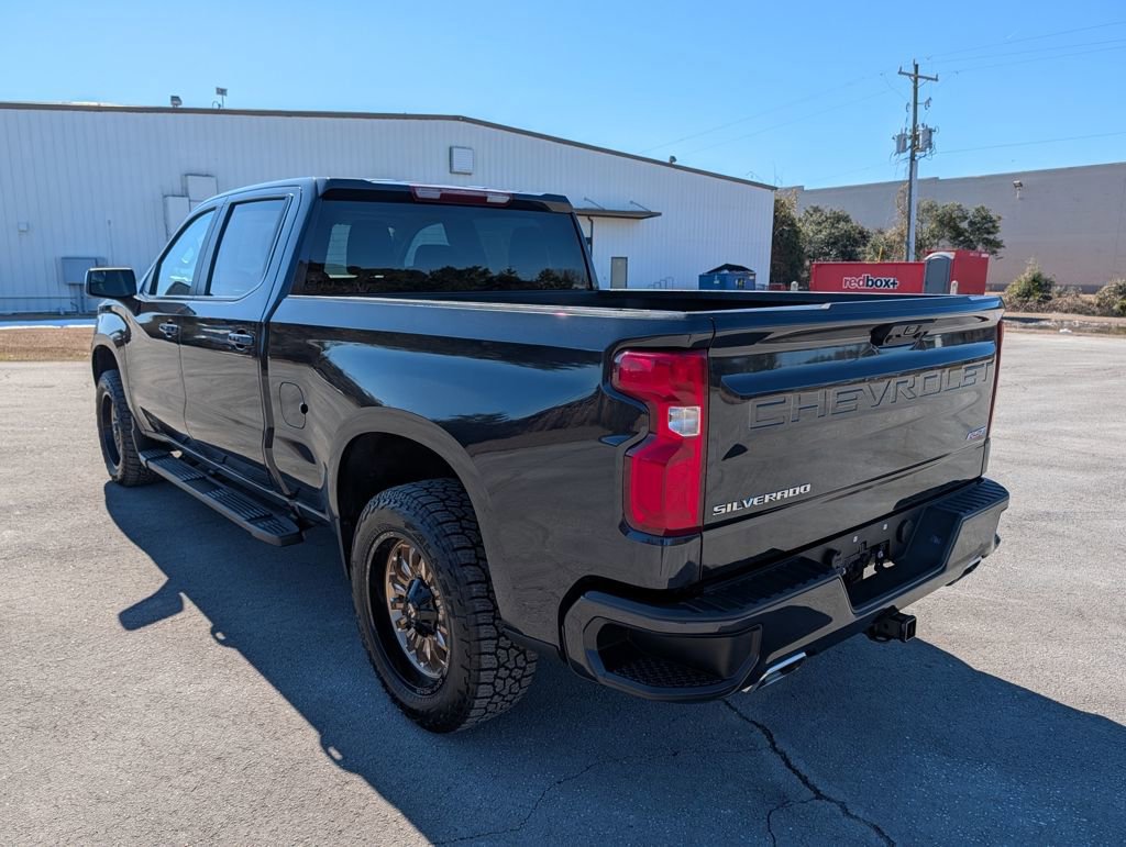 Used 2022 Chevrolet Silverado 1500 RST image 2