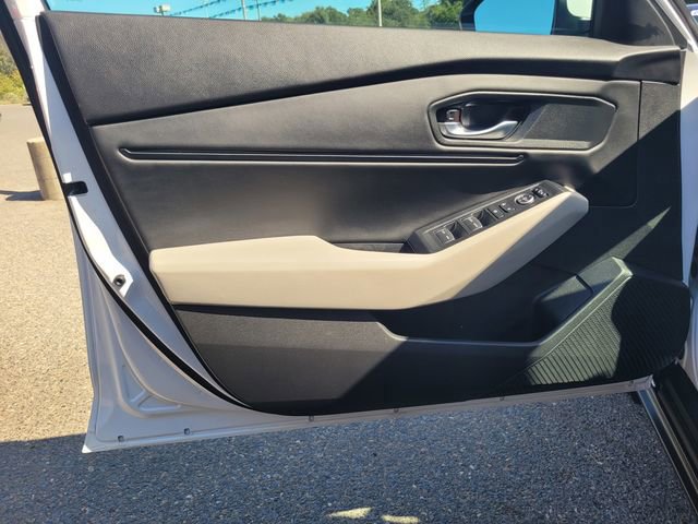 Used 2023 Honda Accord EX image 16