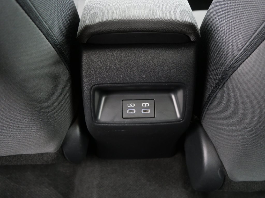 Used 2025 Toyota Corolla LE FWD image 19
