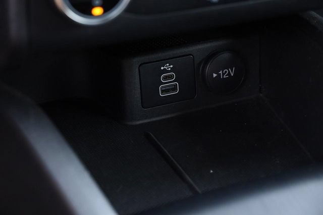 Certified 2025 Ford Escape Active FWD image 19