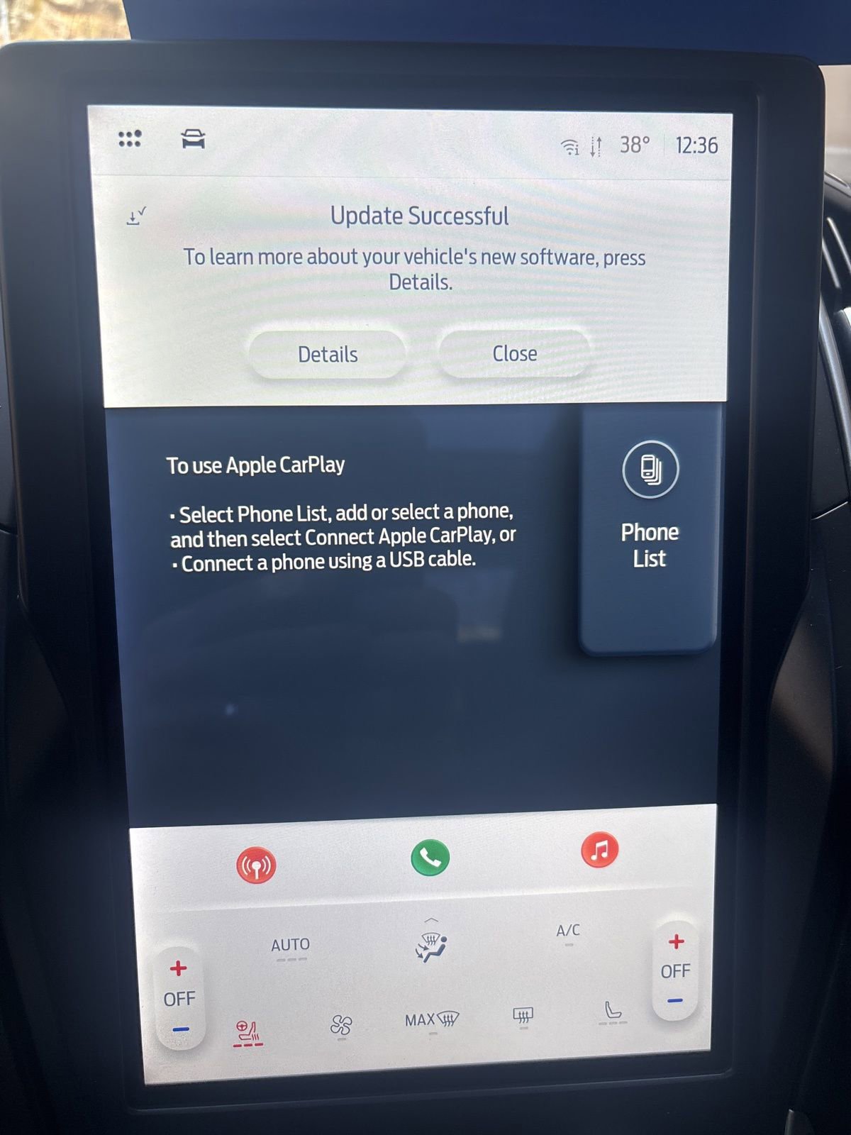Certified 2022 Ford Edge SEL w/ Convenience Package AWD/4WD image 27