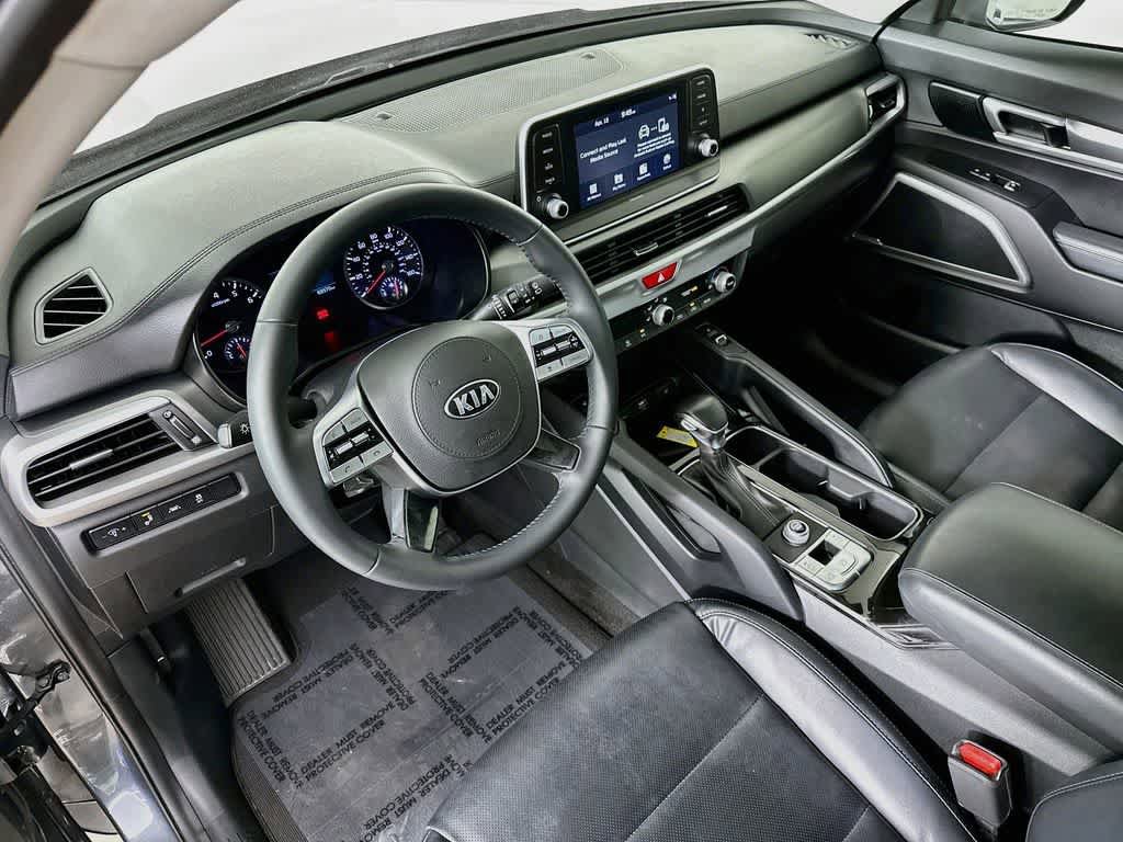 Used 2020 Kia Telluride S FWD image 2