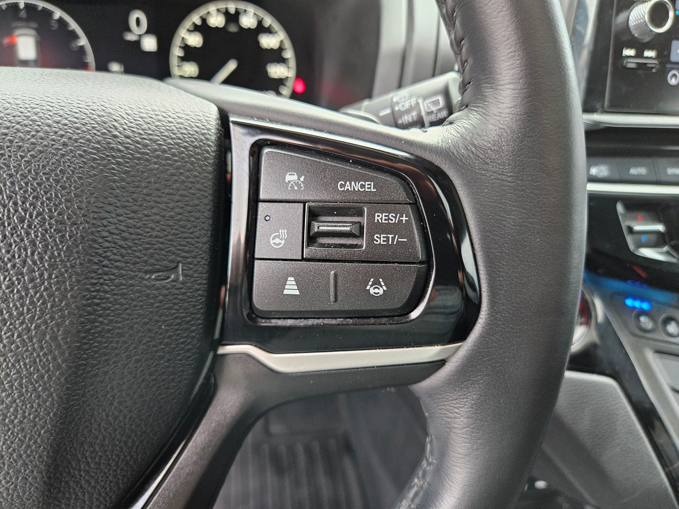 Used 2025 Honda Odyssey Elite image 21